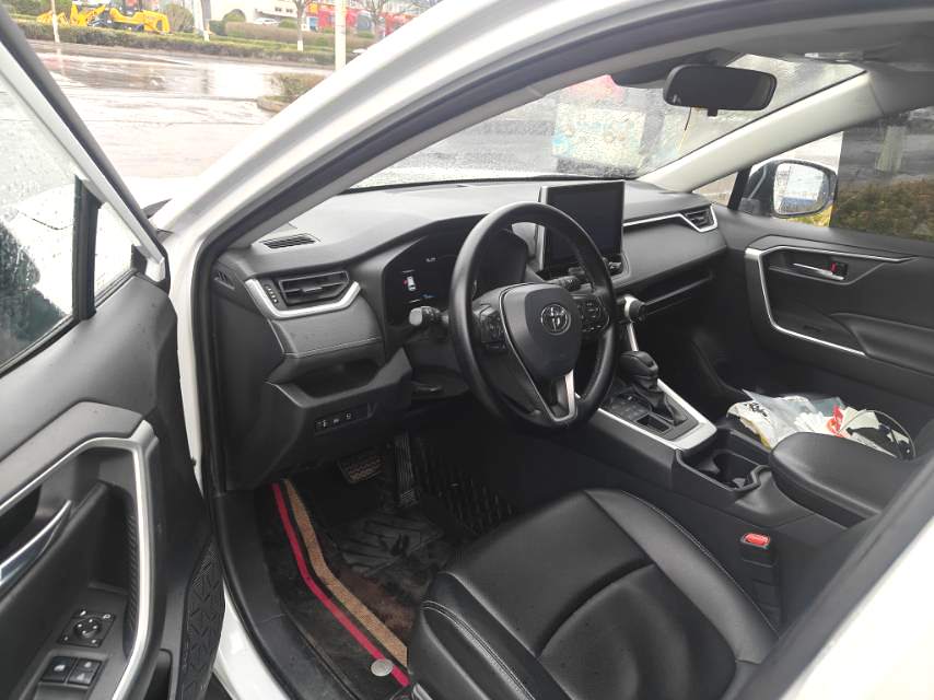 Toyota RAV4 2022 #2 Toyota RAV4 2022 car image #2