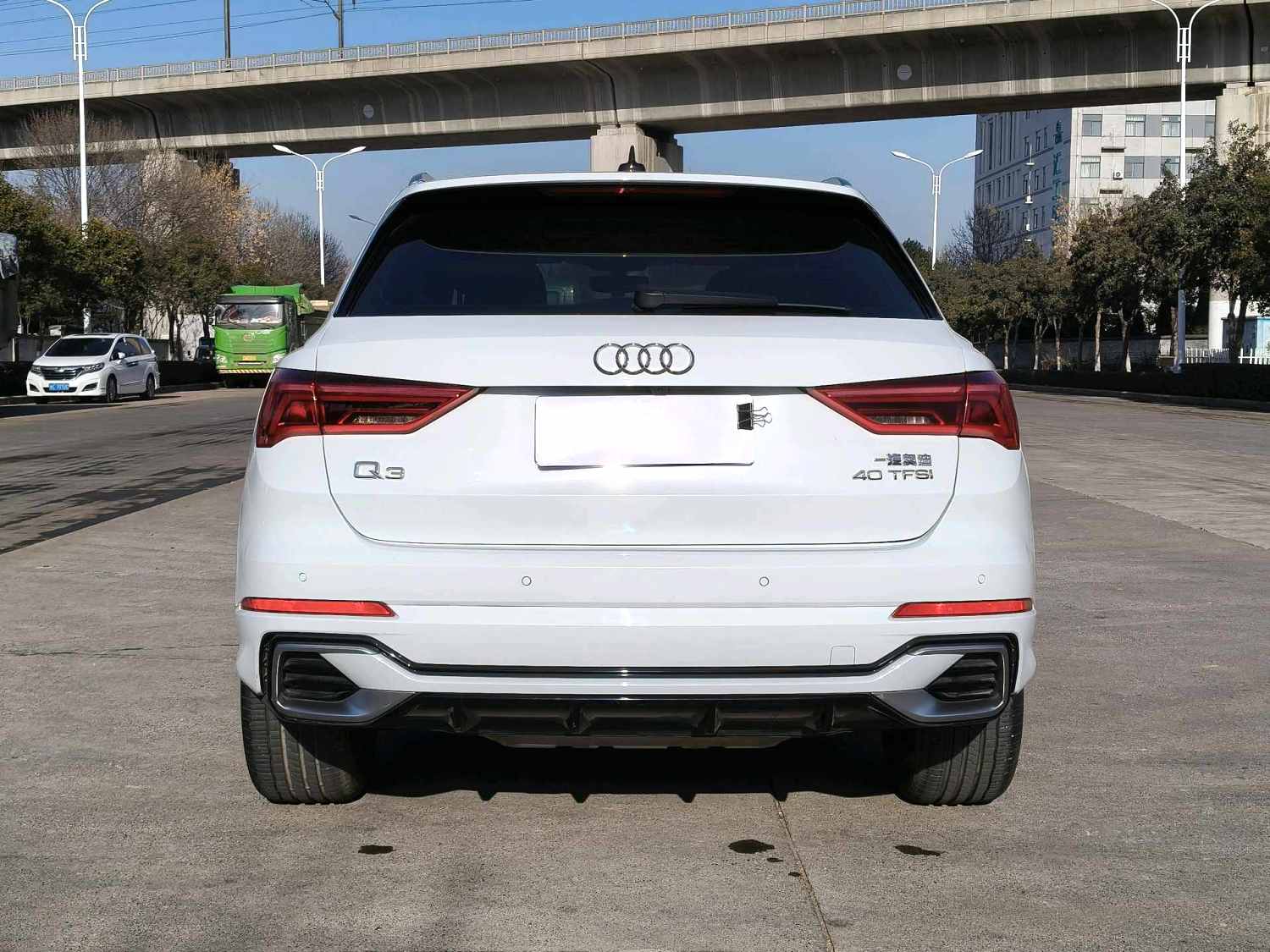 Audi Q3 2024 car image #6