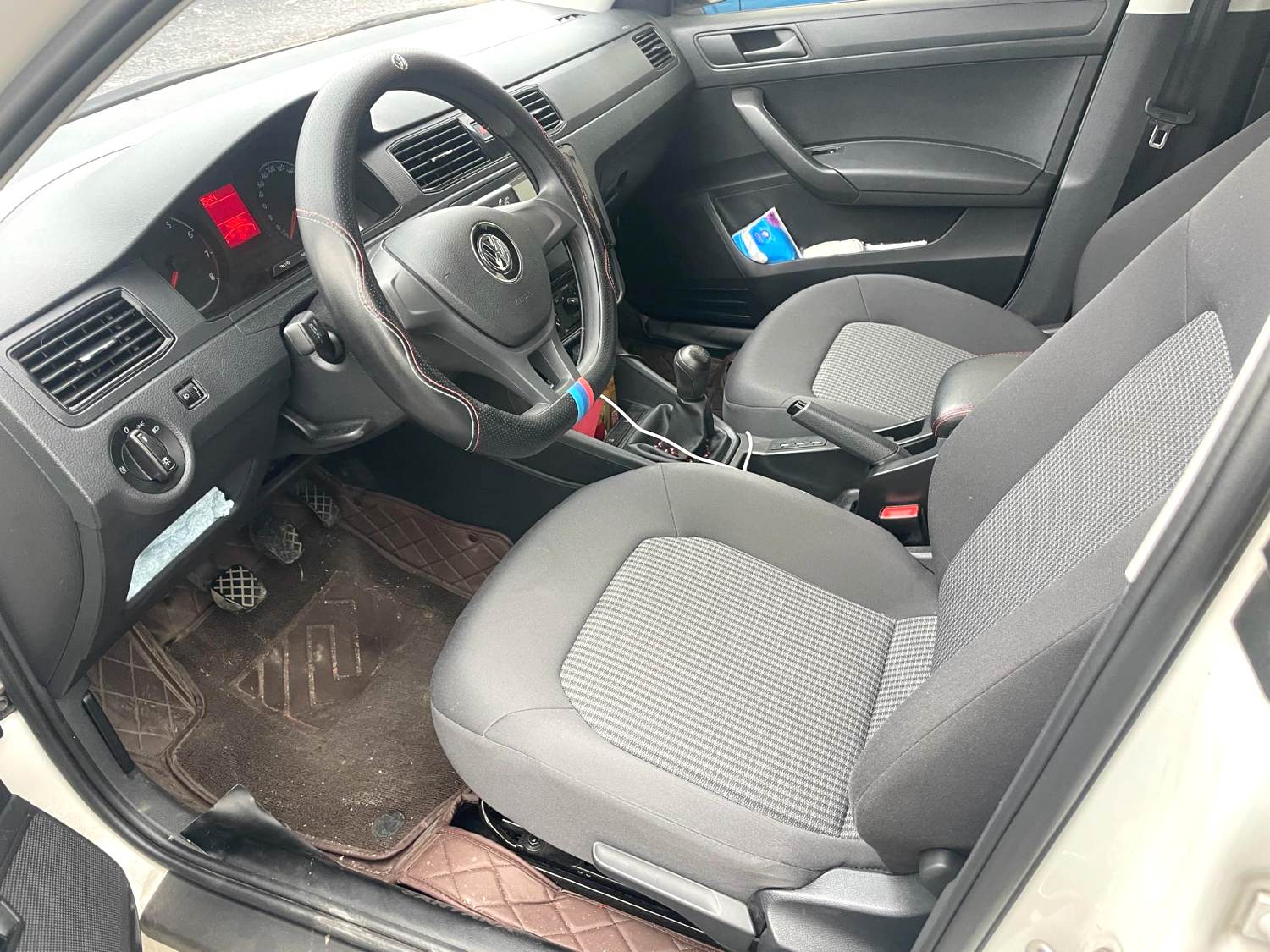 Volkswagen Santana 2023 car image #3