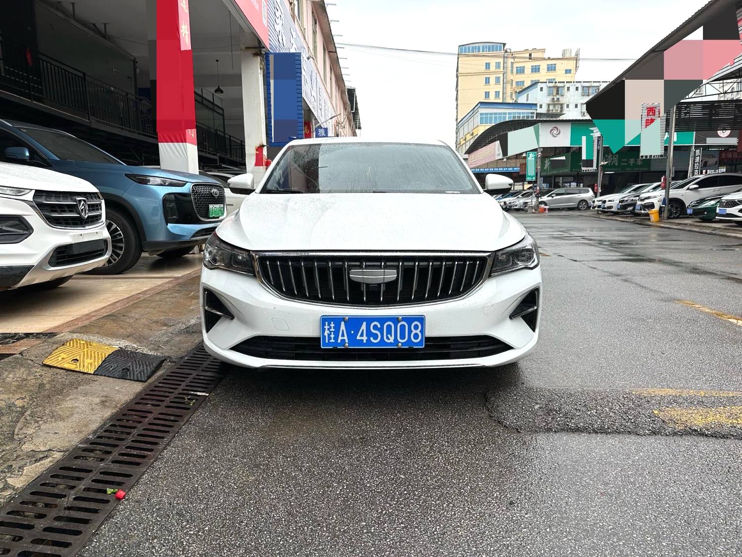 GEELY Emgrand 2024 car image #2