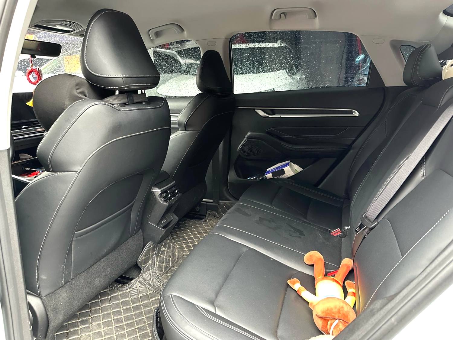 GEELY Emgrand 2024 car image #3