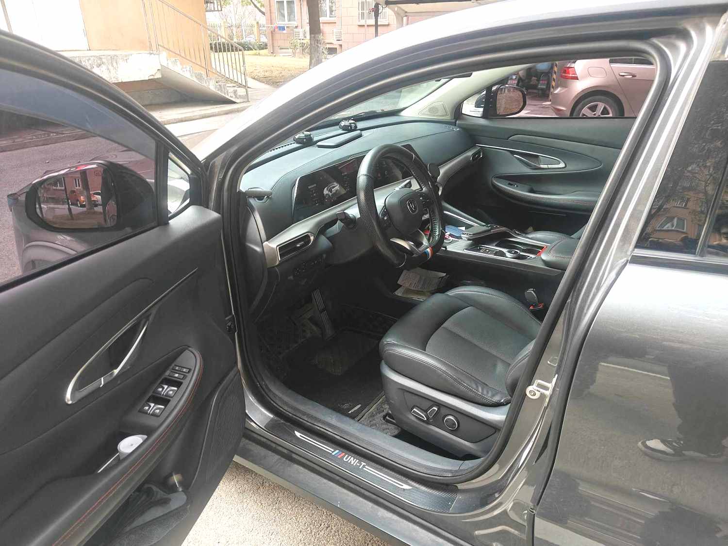 Changan UNI-T 2020 car image #6