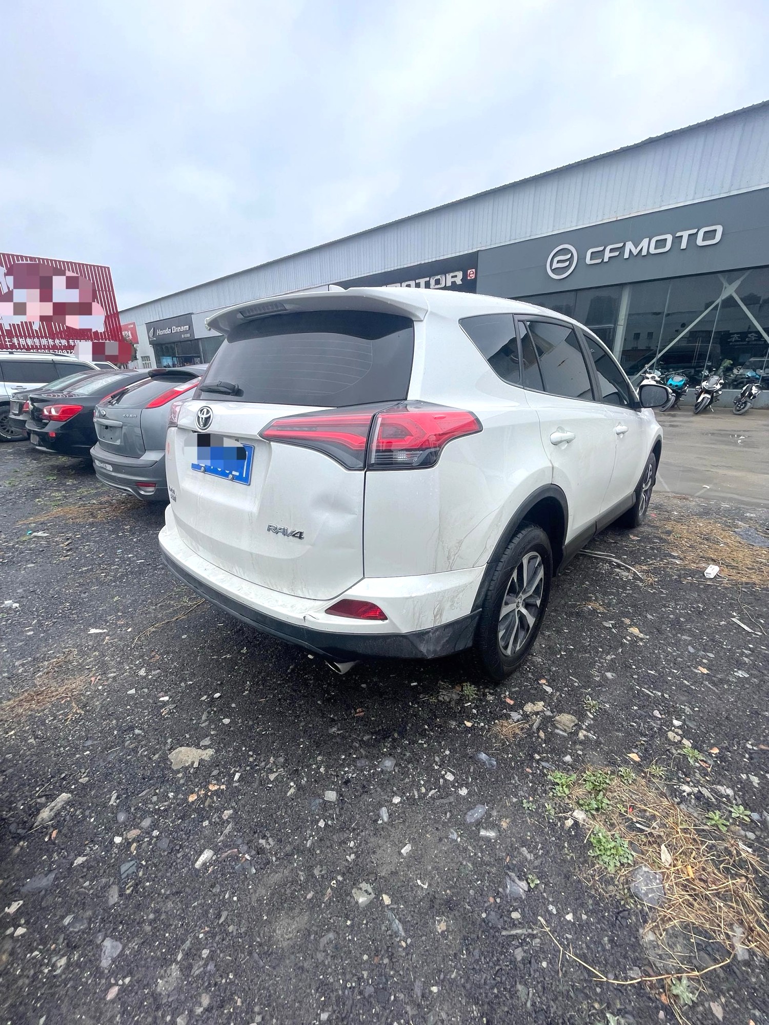 Toyota RAV4 2019 car image #5