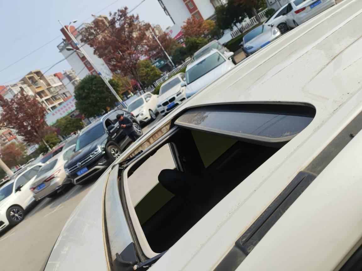 Toyota RAV4 2019 immagine di auto #9