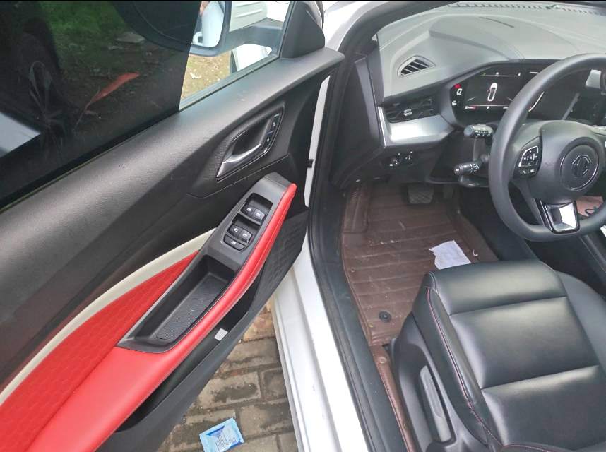 MG 5 2024 #5 MG 5 2024 immagine di auto #5