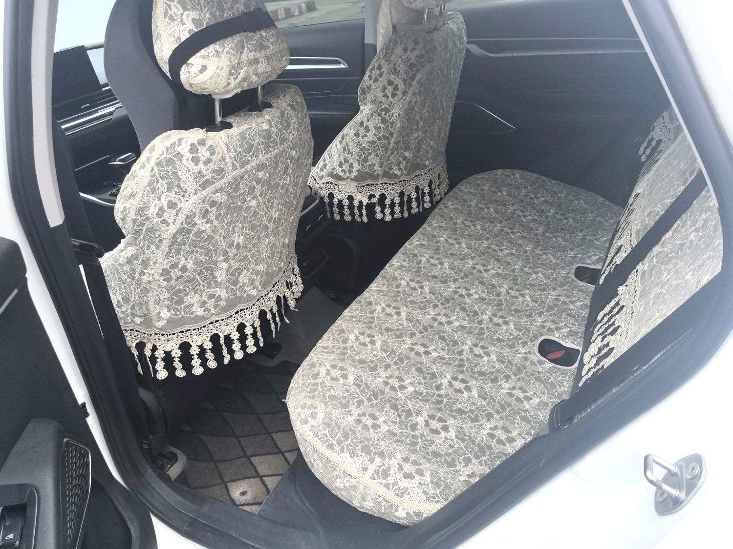 GEELY Emgrand 2023 car image #5