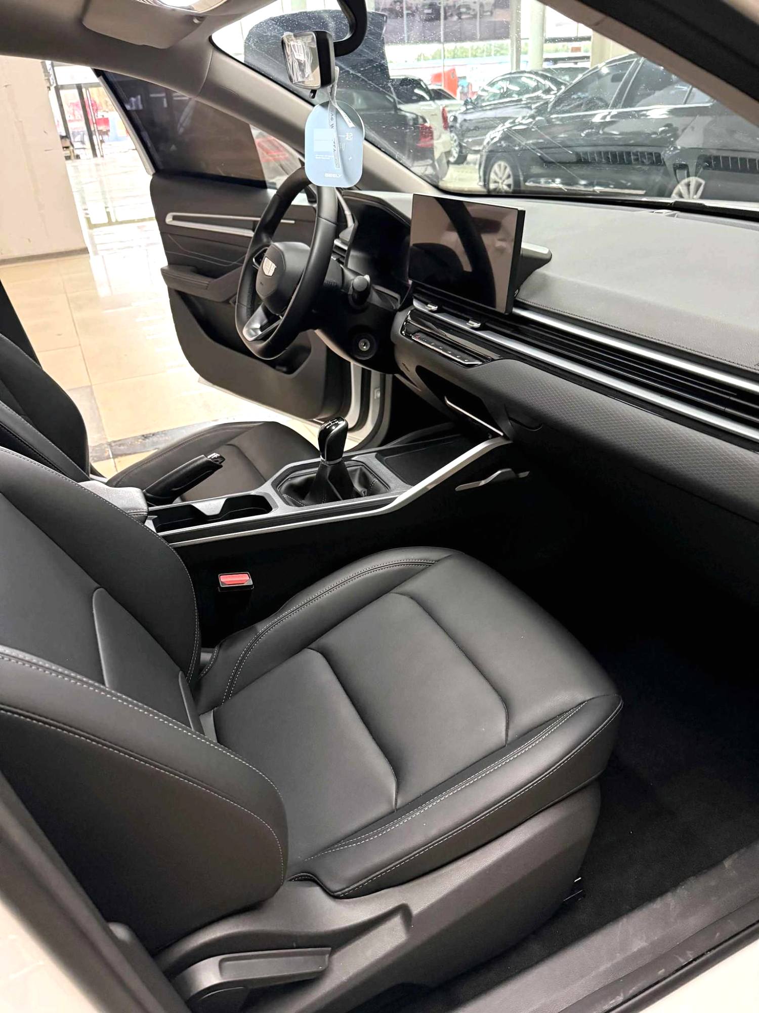 GEELY Emgrand 2024 #6 GEELY Emgrand 2024 car image #6