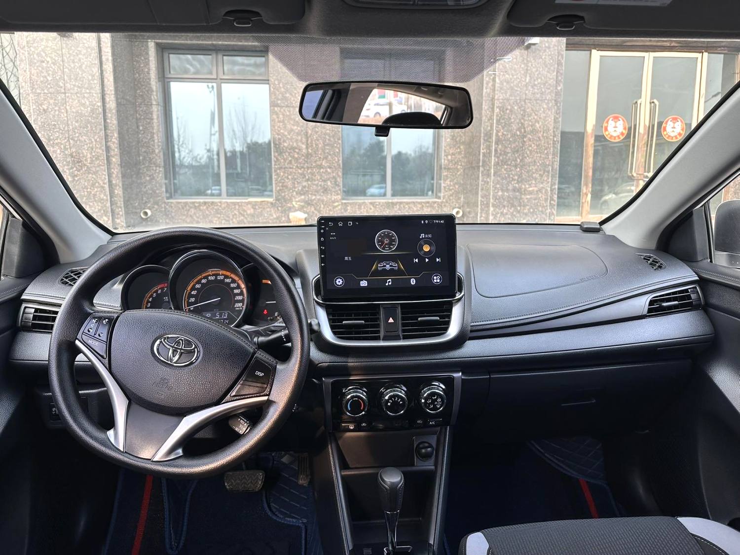 Toyota Yaris L Zhixuan 2023 immagine di auto #3