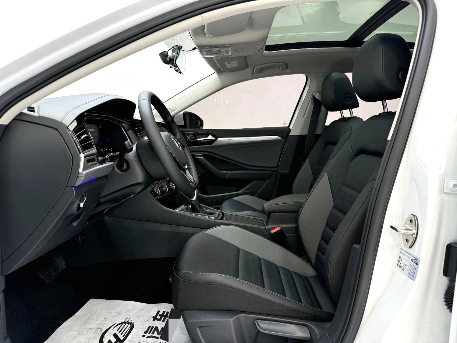 Volkswagen Sagitar 2021 car image #5