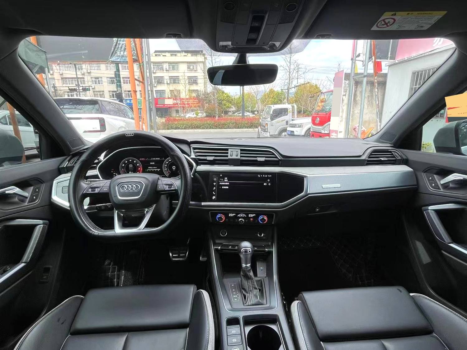 Audi Q3 2024 #2 Audi Q3 2024 car image #2