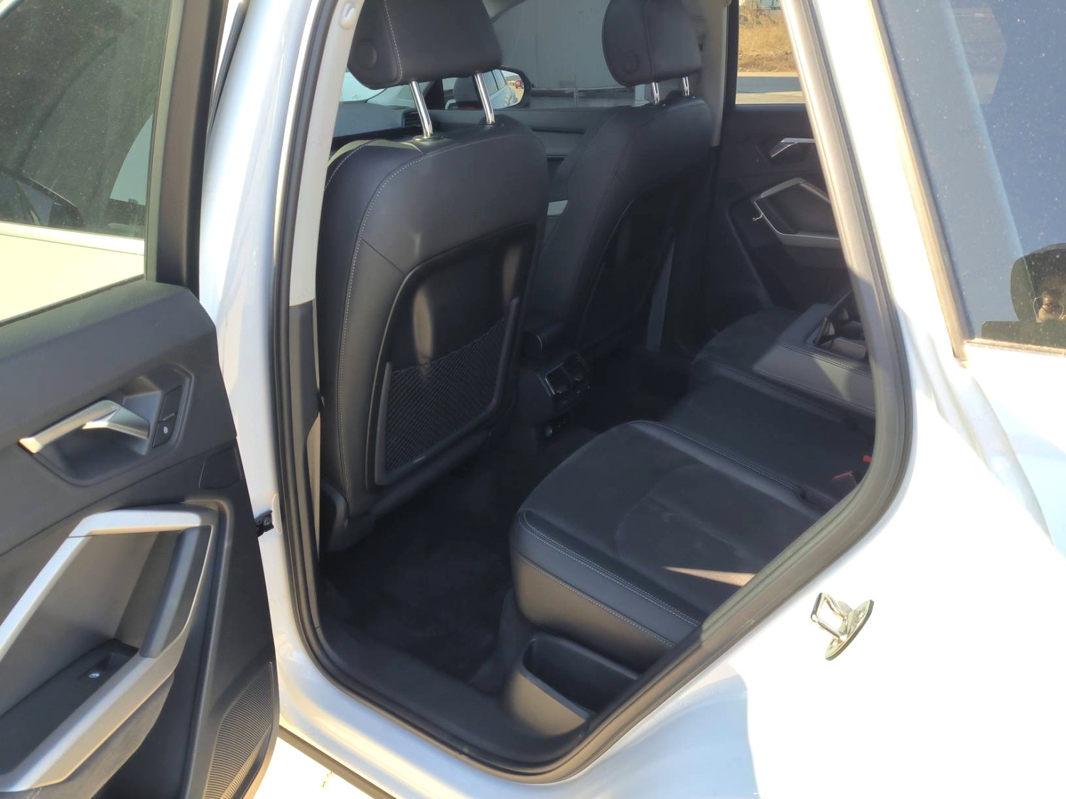 Audi Q3 2023 car image #6