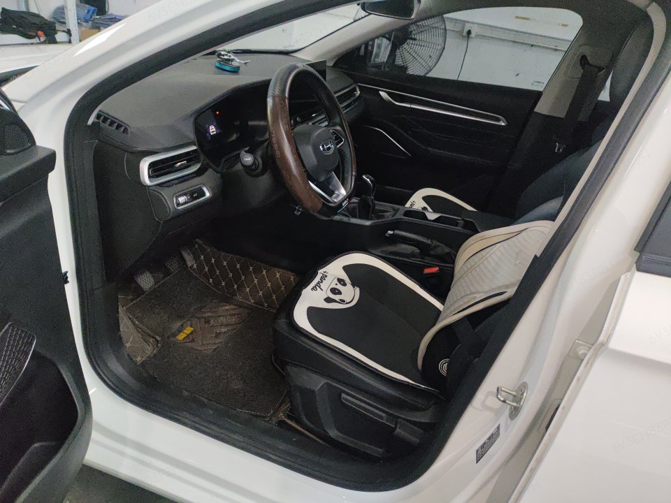 GEELY Emgrand GL 2023 car image #3