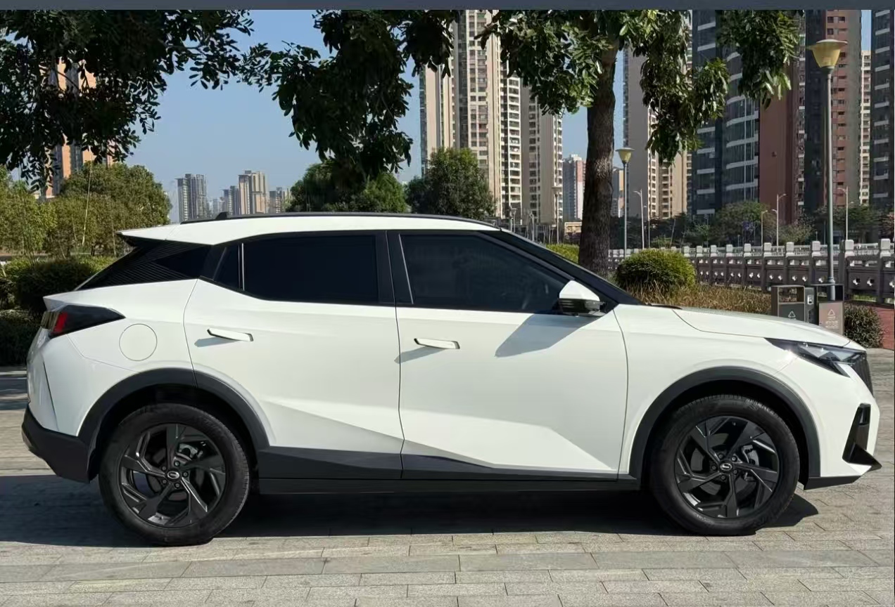 GAC Trumpchi GS3 2025 #3 GAC Trumpchi GS3 2025 car image #3