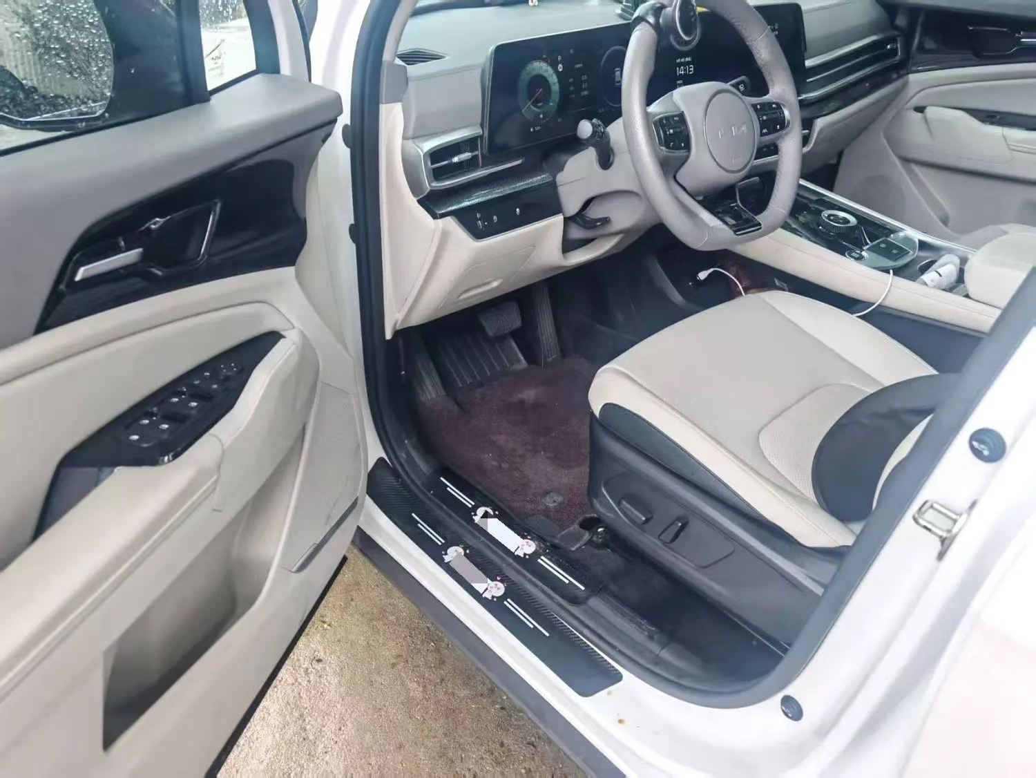 Kia Sportage 2025 car image #4