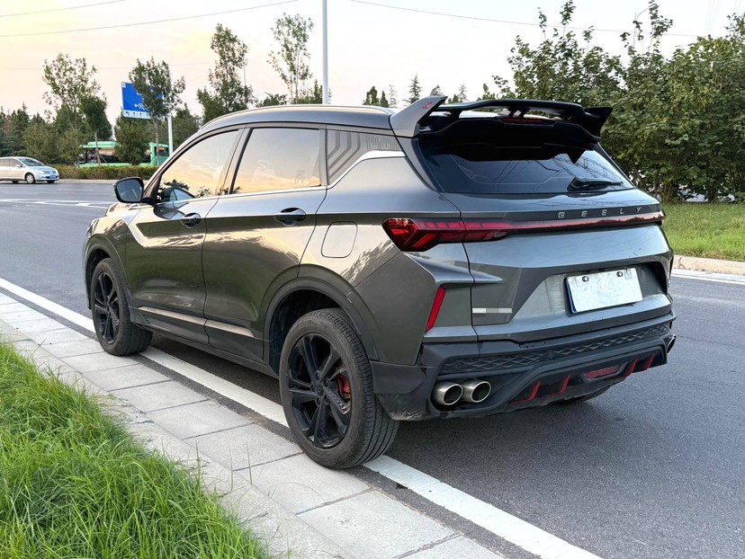 GEELY Coolray 2023 car image #4
