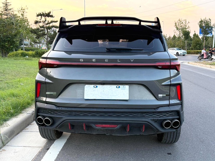 GEELY Coolray 2023 car image #2