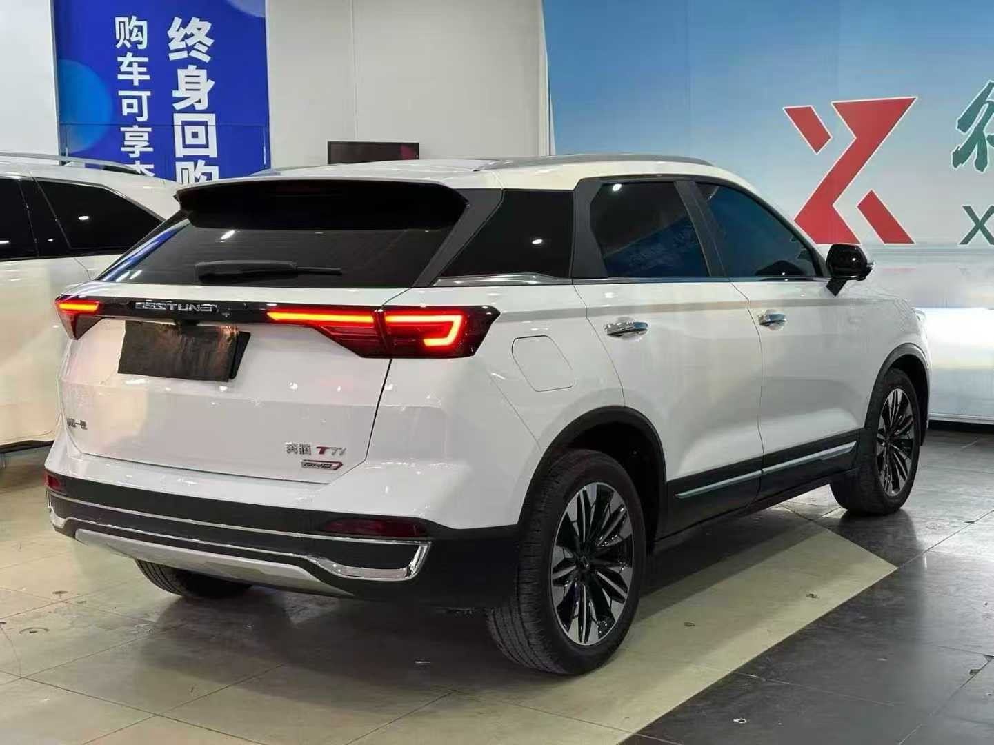 2023 car image #6
