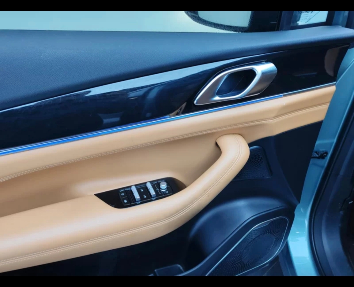 GEELY Boyue L 2025 car image #7