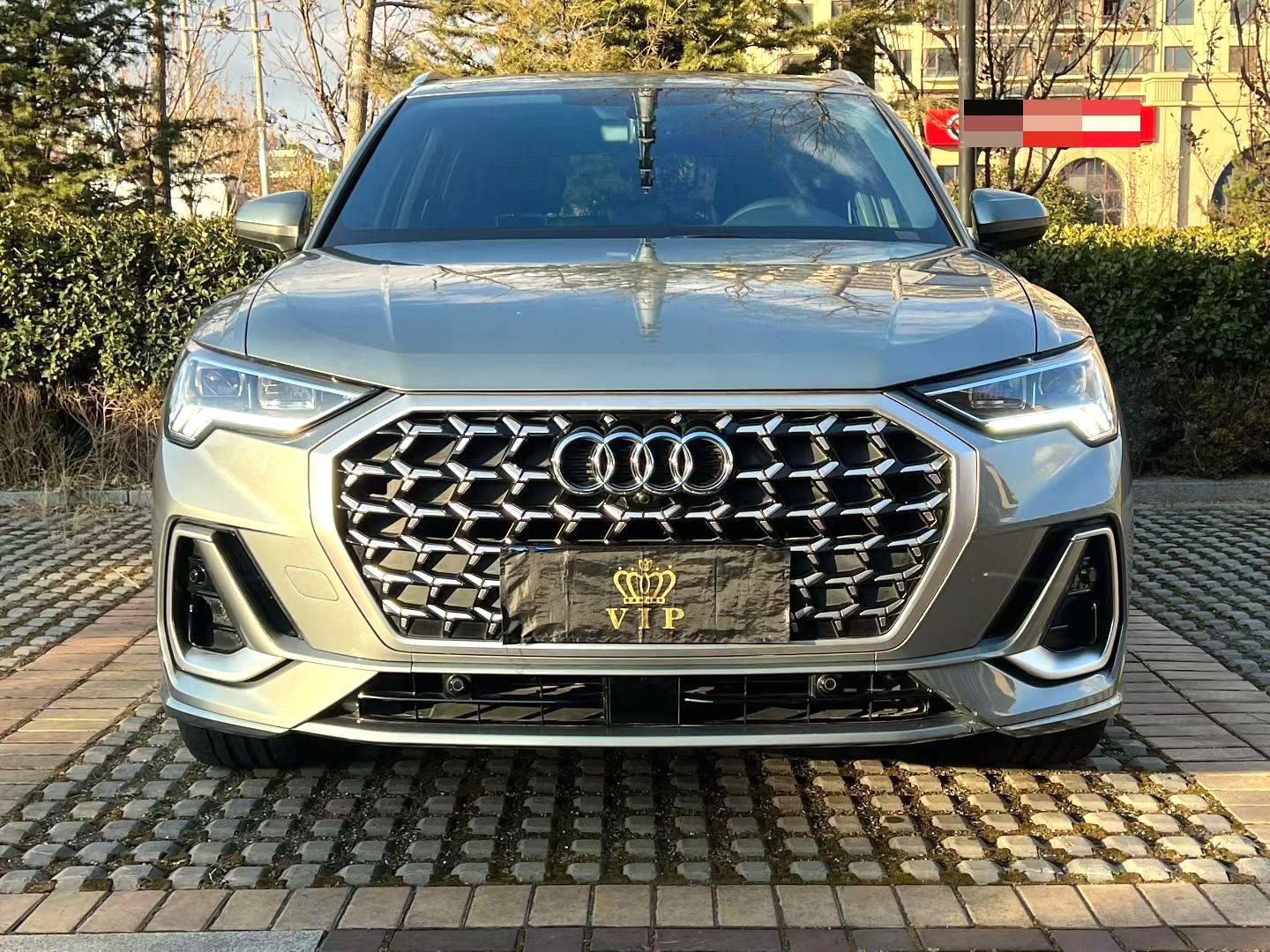 Audi Q3 2023 car image #6