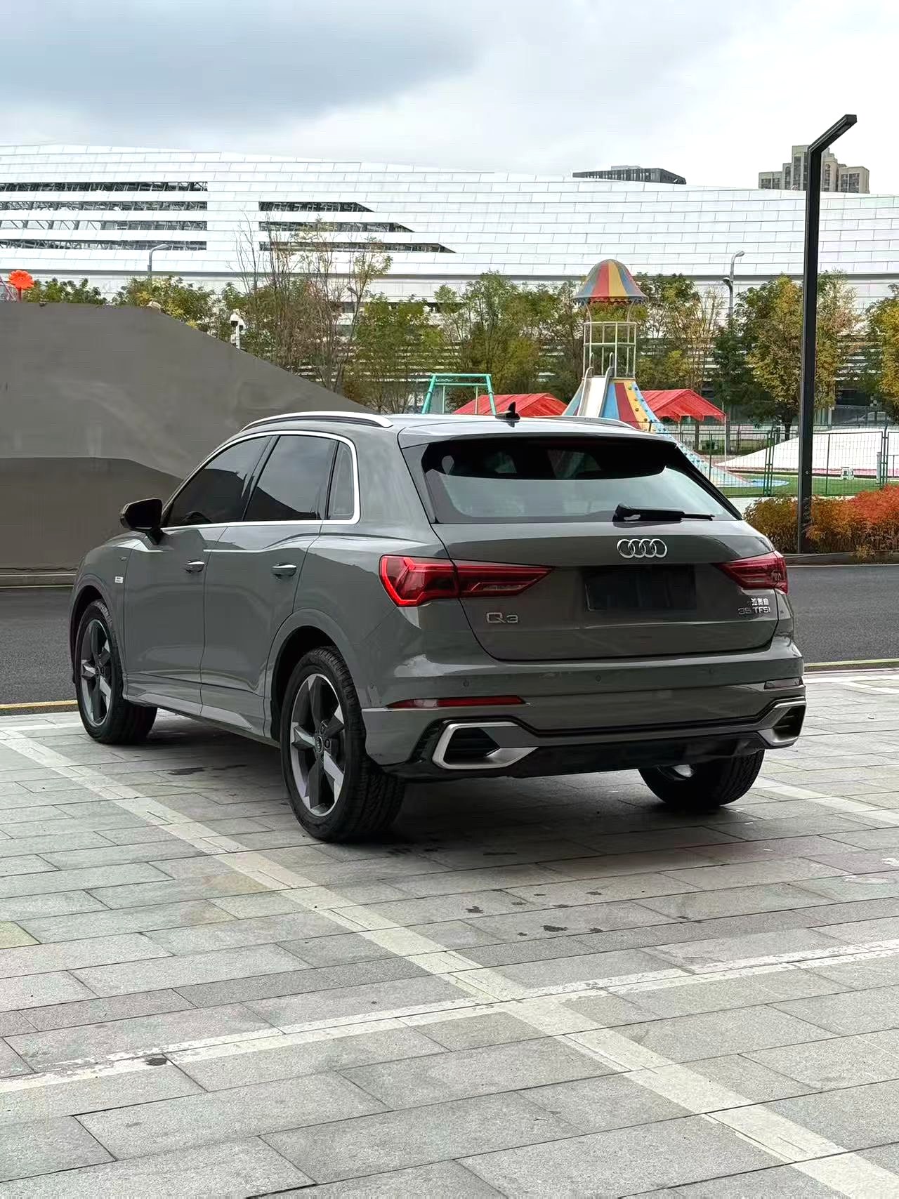 Audi Q3 2024 car image #4