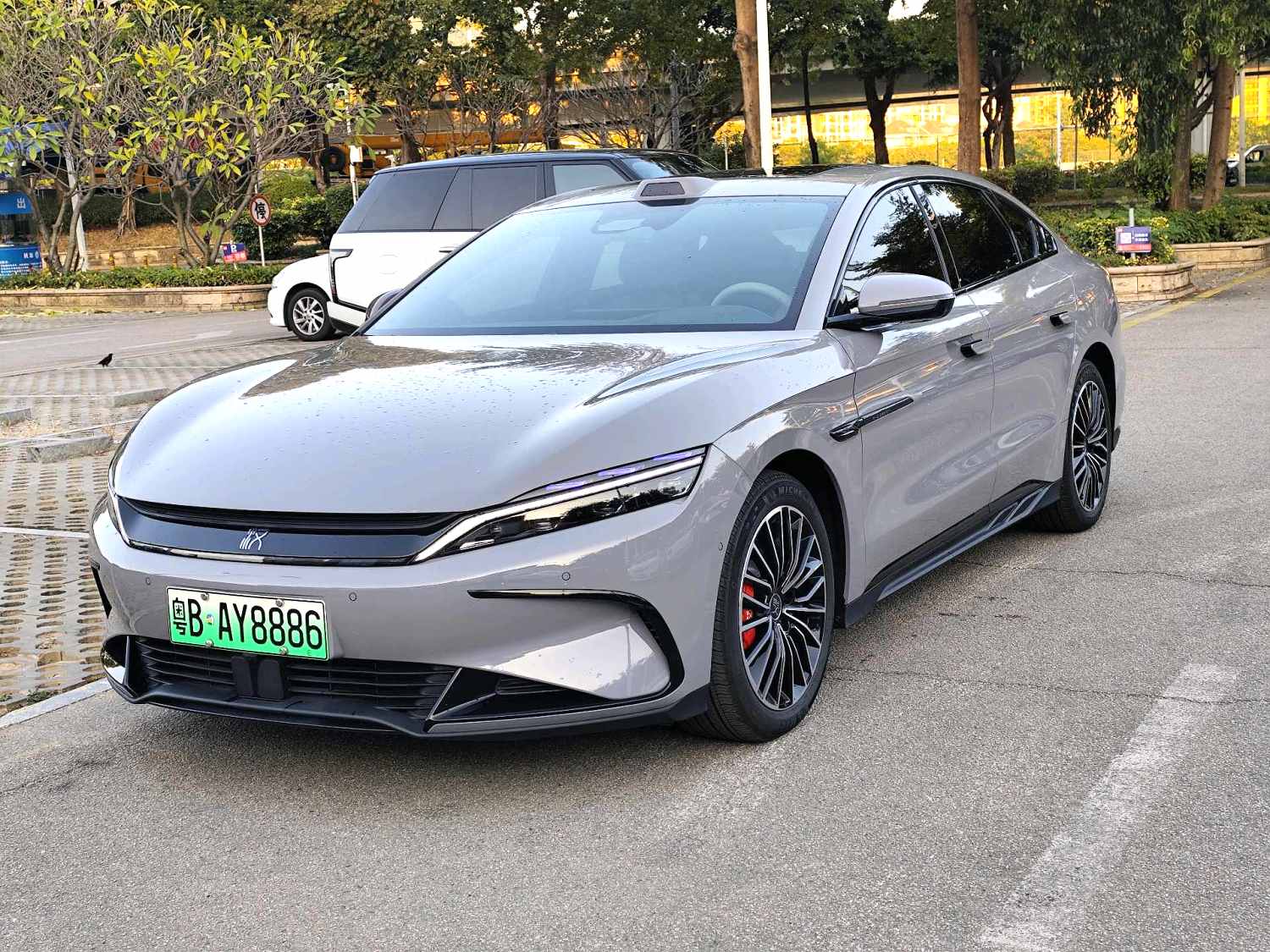 BYD Han 2024 BYD Han 2024 car image