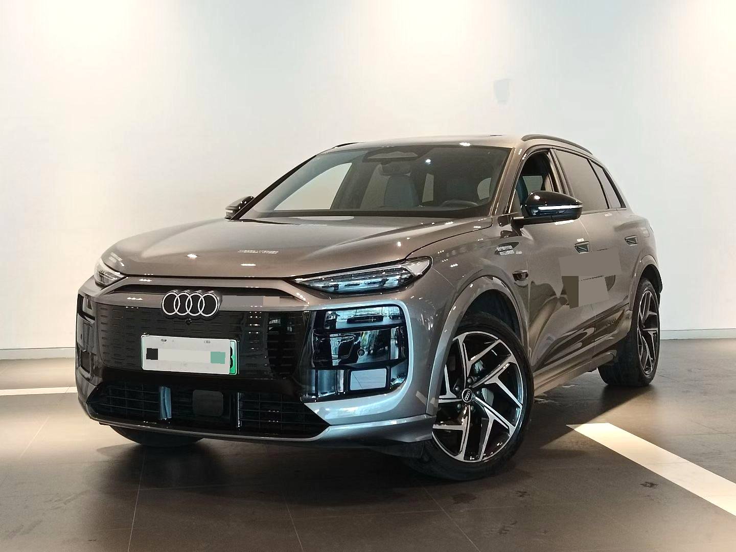 Audi Q6L Sportback e-tron 2025 car image 
