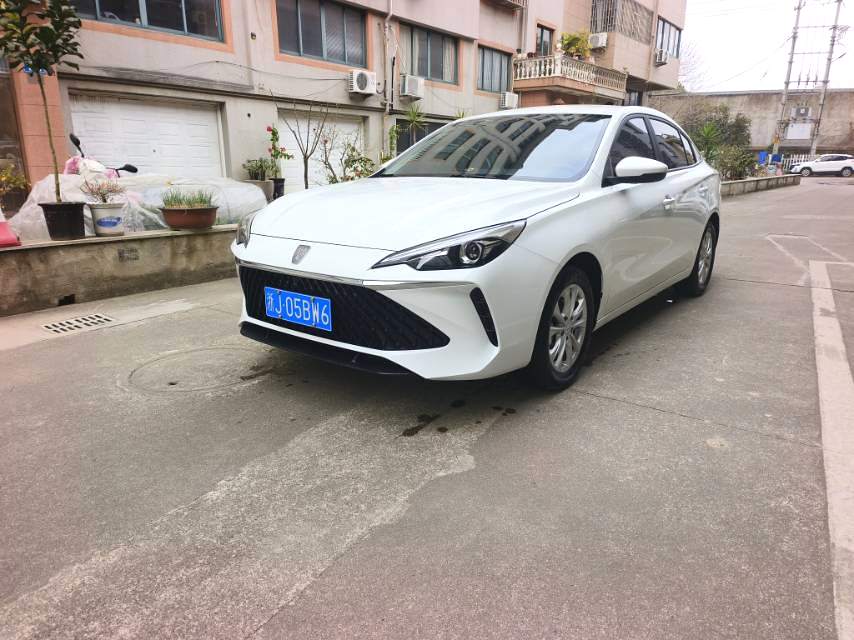 荣威 荣威i5 2025 汽车图片 