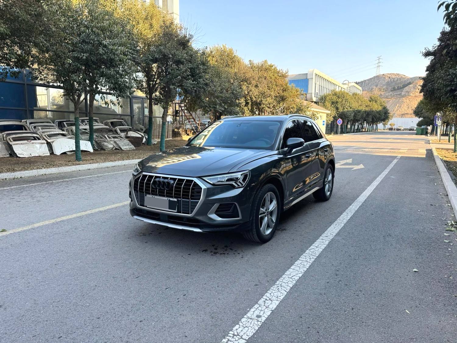 Audi Q3 2023 Audi Q3 2023 car image