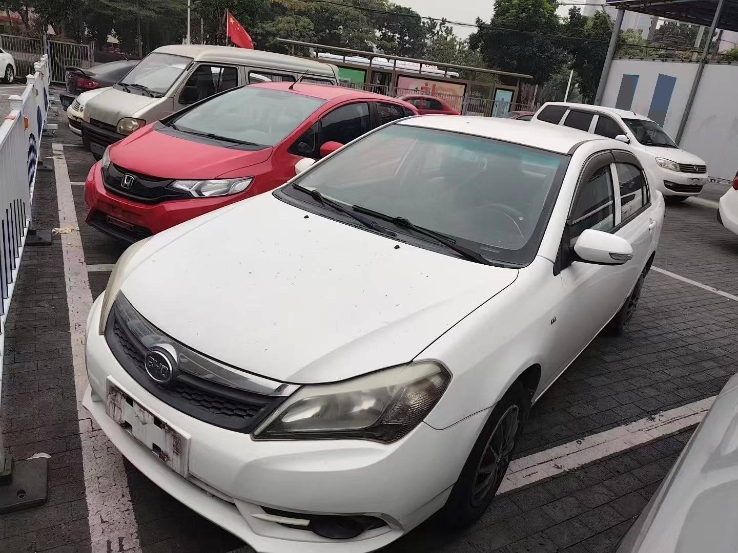 BYD F3 2015 car image 