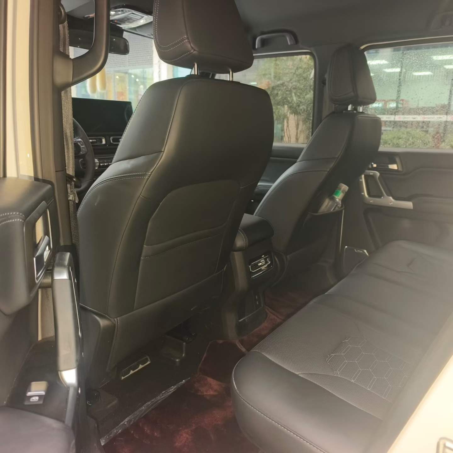 2025 car image #2