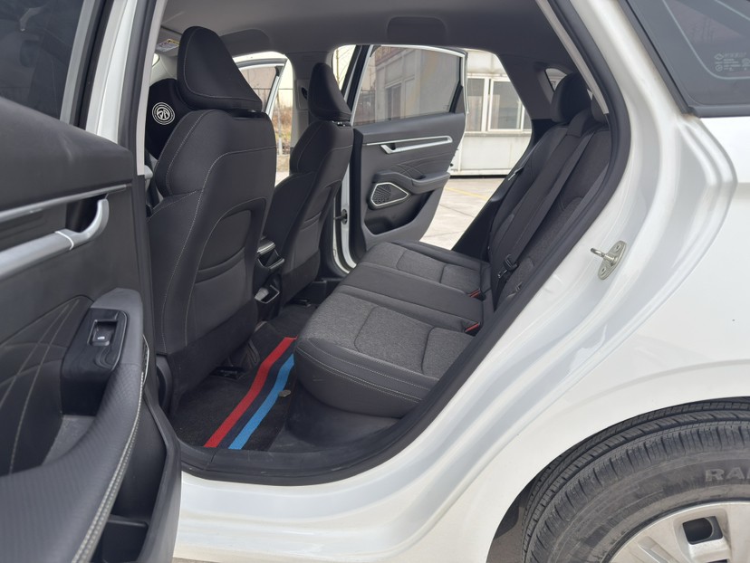 GEELY Emgrand 2023 #5 GEELY Emgrand 2023 car image #5