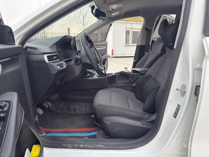 GEELY Emgrand 2023 #6 GEELY Emgrand 2023 car image #6