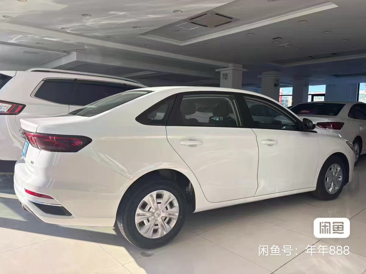 GEELY Emgrand 2023 car image #7
