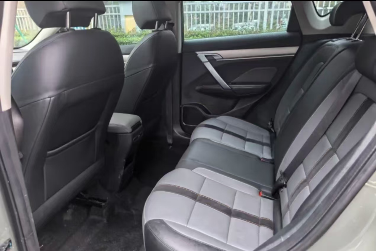 GEELY Coolray 2023 car image #5