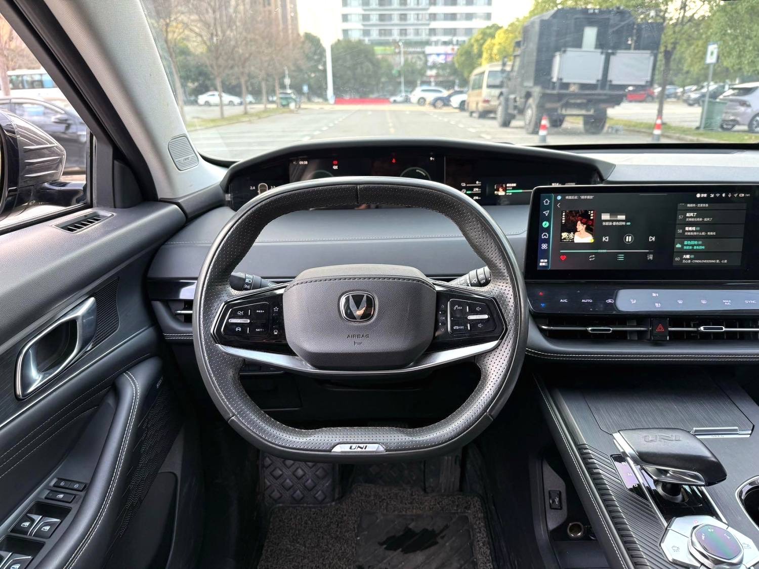 Changan UNI-K 2023 #2 Changan UNI-K 2023 immagine di auto #2