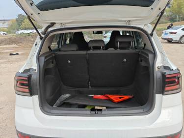Volkswagen T-Cross 2023 car image #4