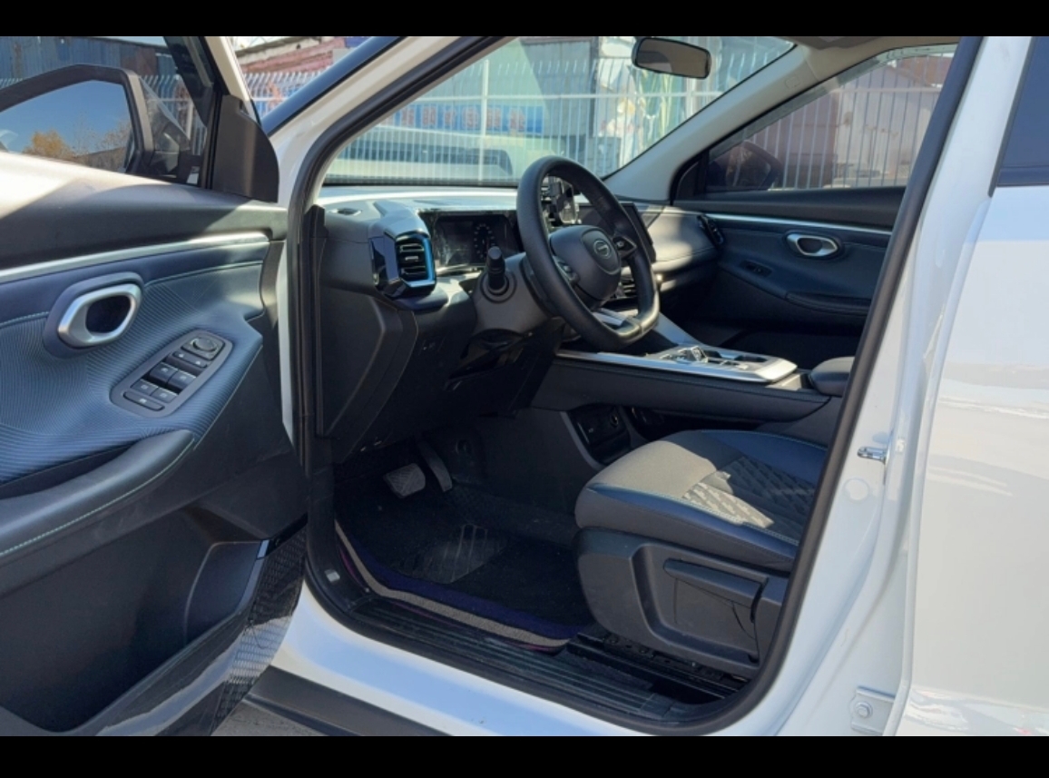 GAC Trumpchi GS3 2024 #8 GAC Trumpchi GS3 2024 car image #8