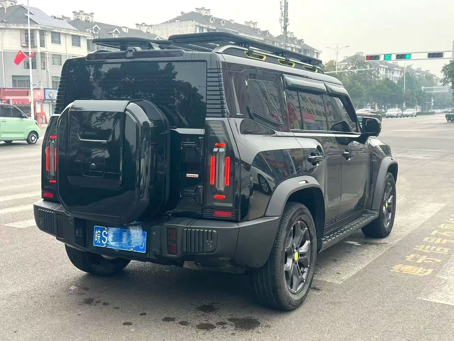 Jetour Traveller 2023 car image #3