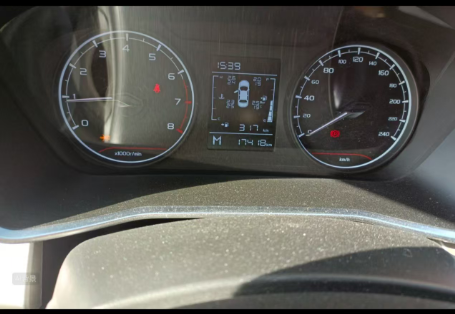 GEELY Coolray 2024 immagine di auto #3