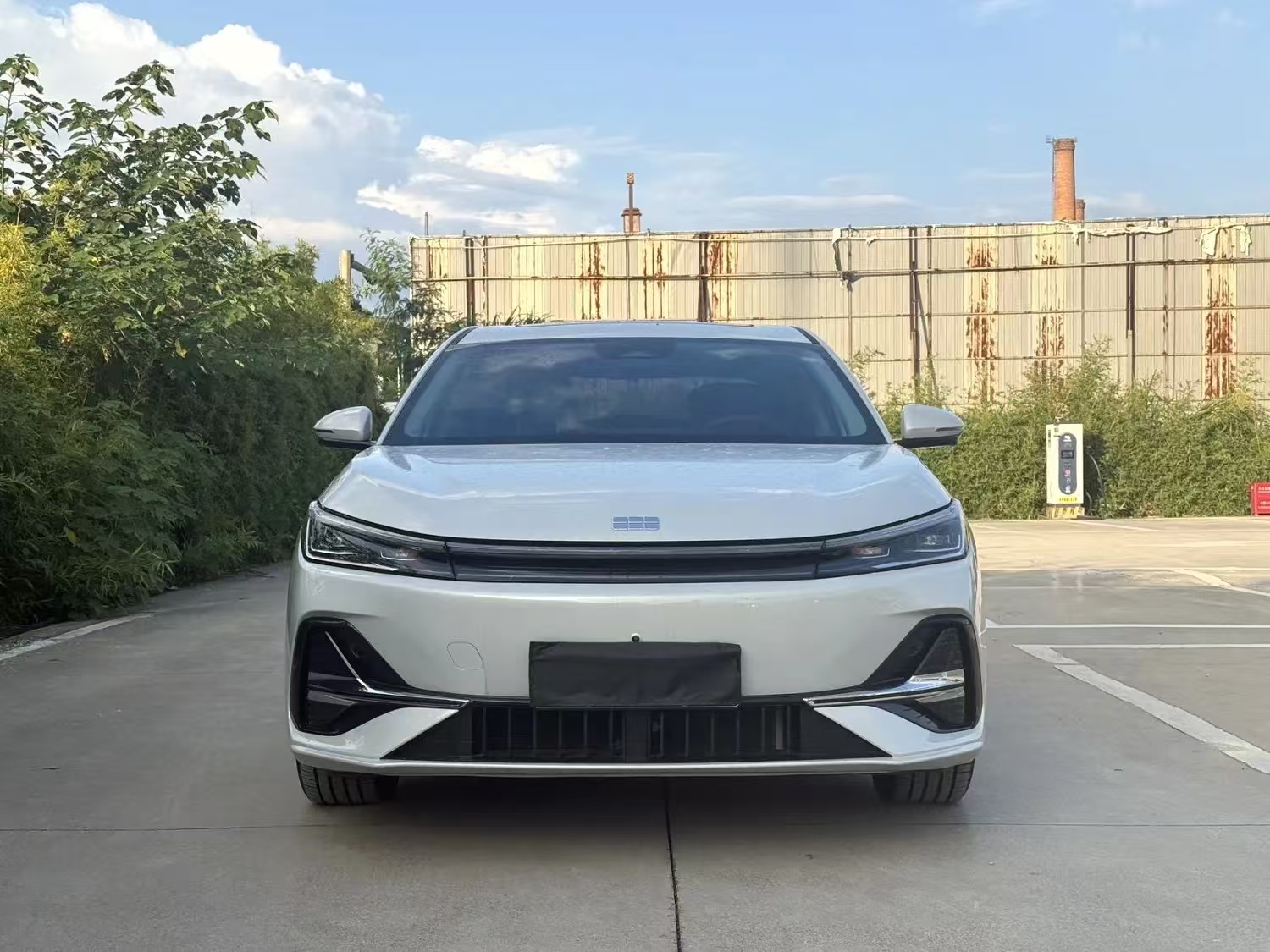 2025 car image #2