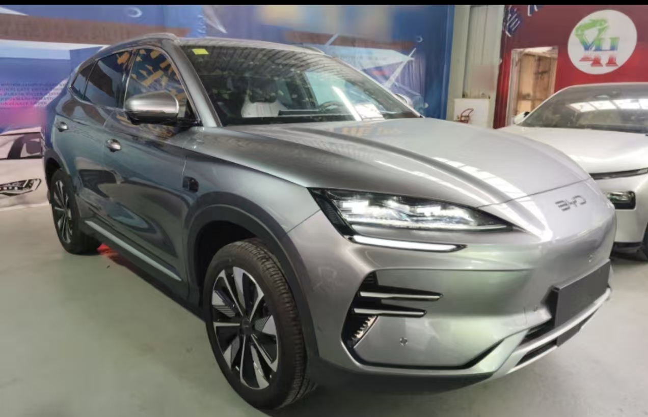 BYD Song Plus 2025 immagine di auto #10