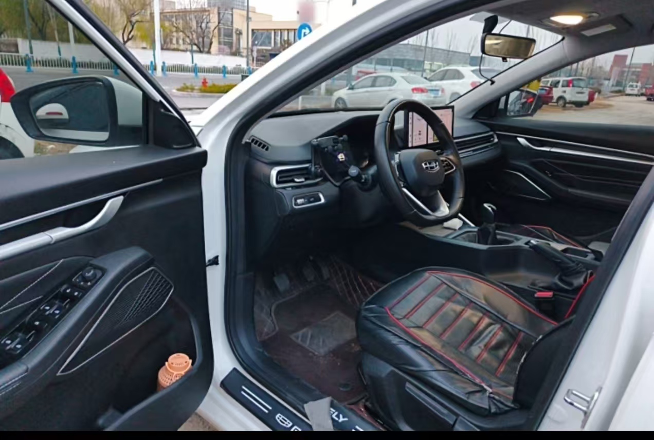 GEELY Emgrand 2023 car image #8