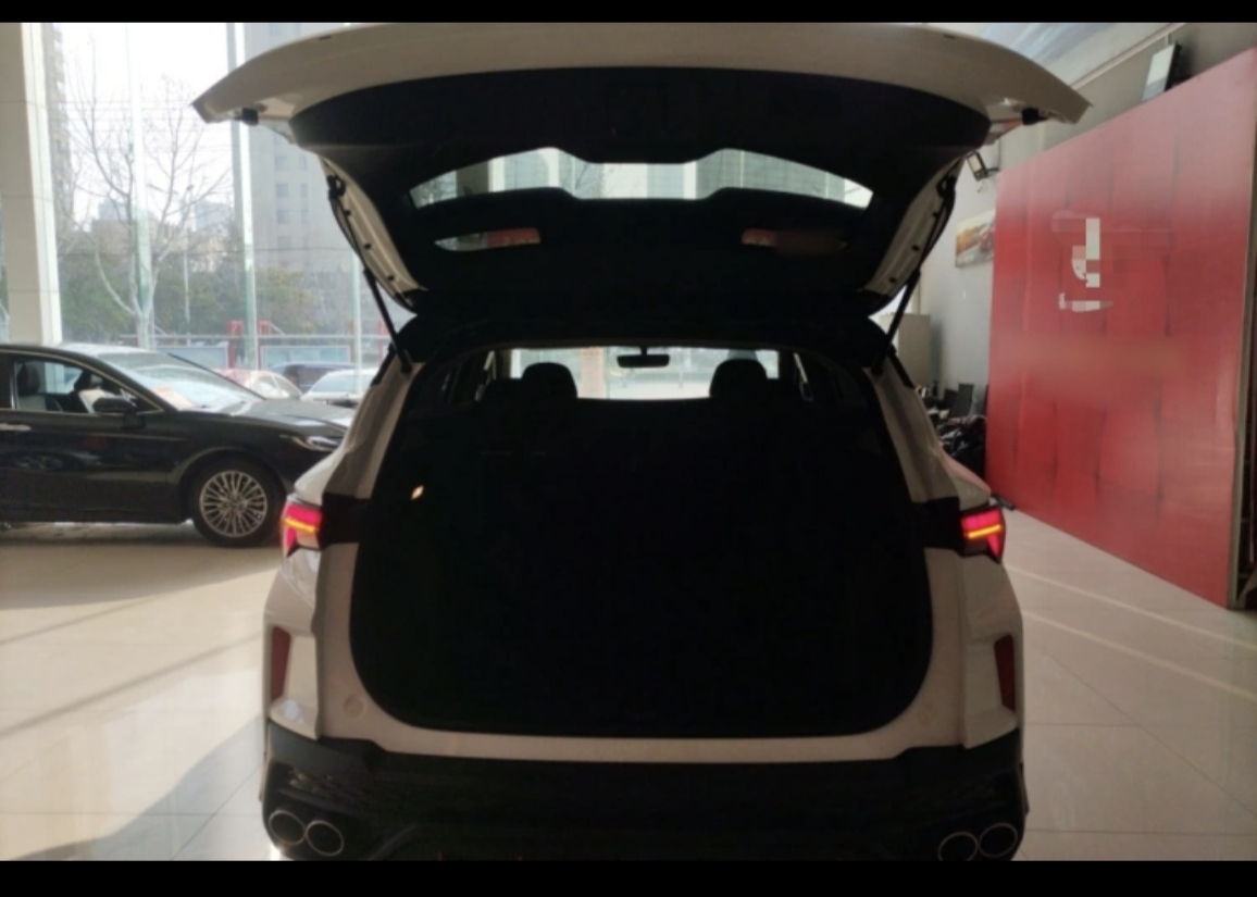 GEELY Coolray 2022 #12 GEELY Coolray 2022 car image #12