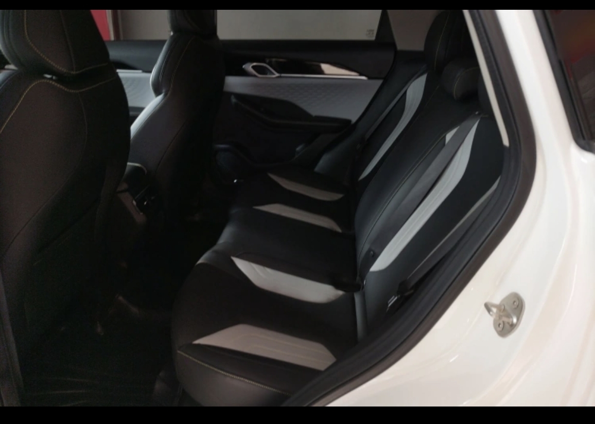 GEELY Coolray 2022 #5 GEELY Coolray 2022 car image #5