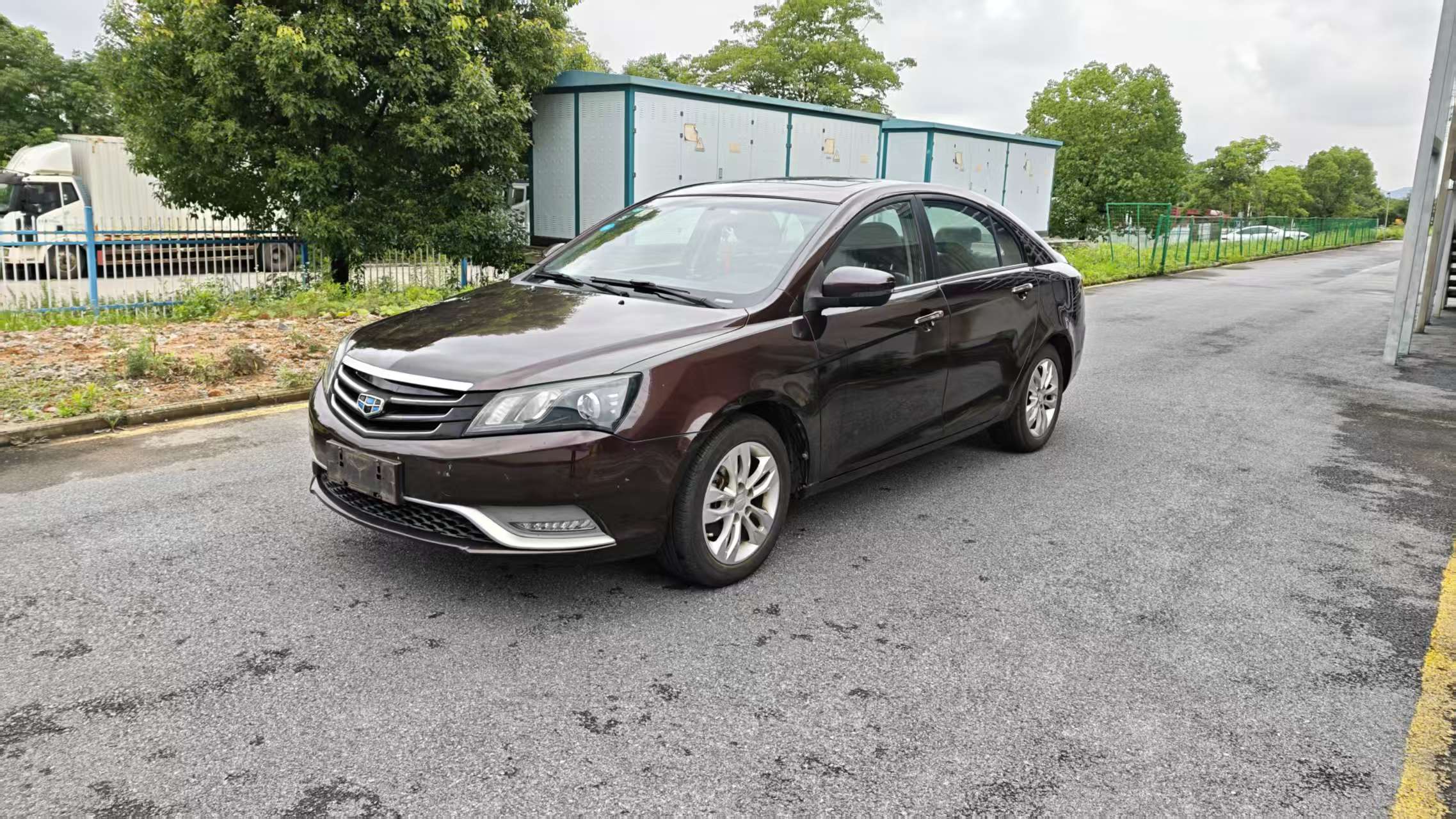GEELY Emgrand 2015 GEELY Emgrand 2015 car image