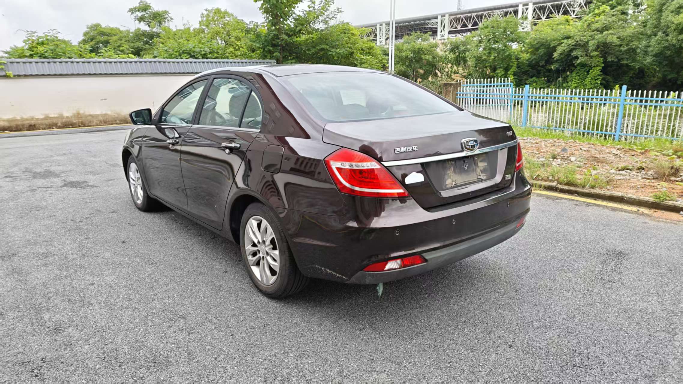 GEELY Emgrand 2015 #5 GEELY Emgrand 2015 car image #5