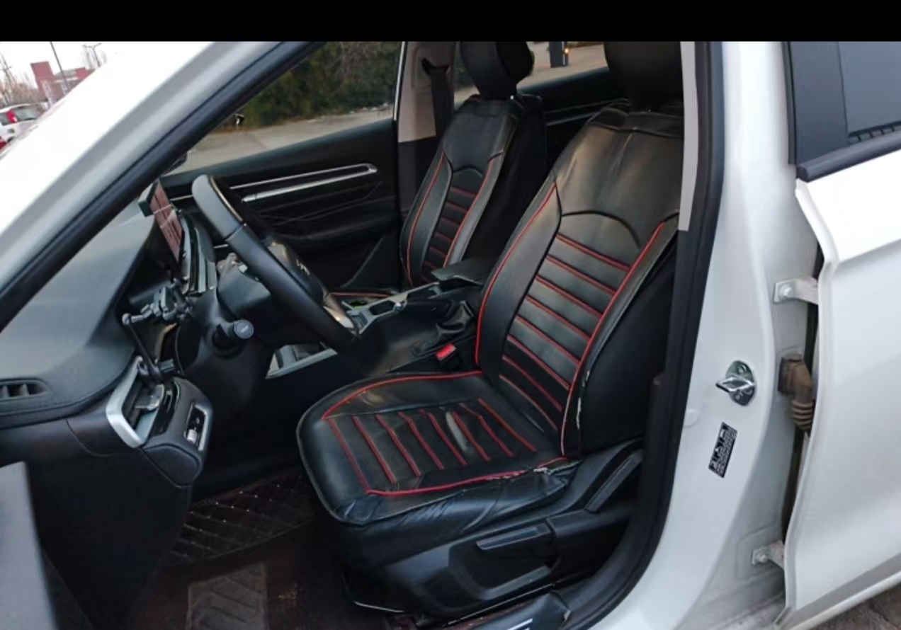 GEELY Emgrand 2023 car image #2