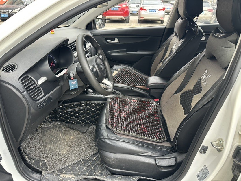 Kia K2 2018 imagem de carro #5