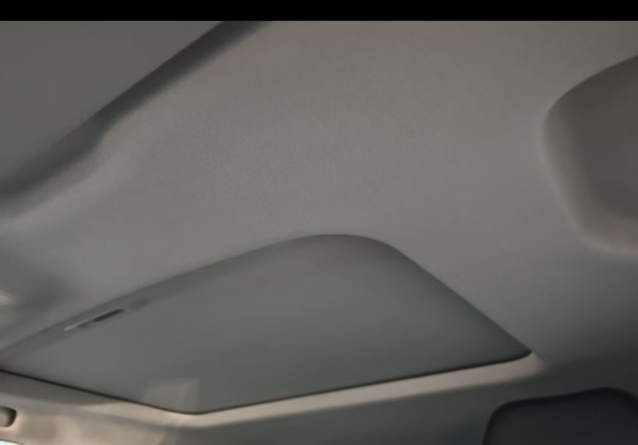 GEELY Coolray 2023 car image #2