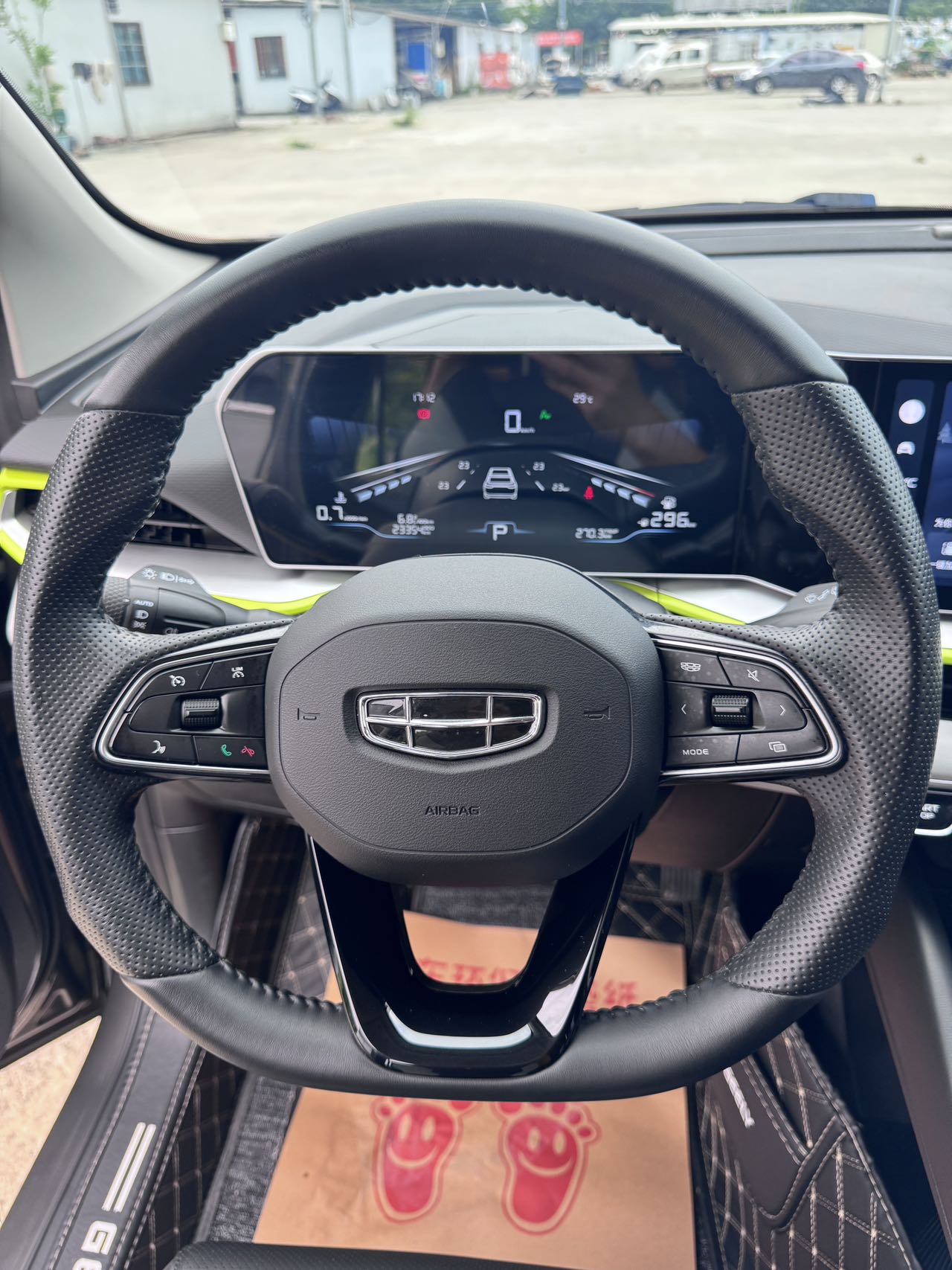 GEELY Coolray 2023 #4 GEELY Coolray 2023 car image #4